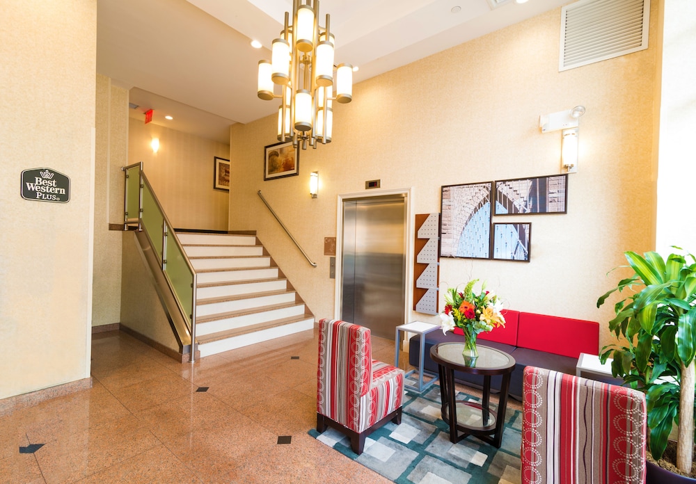 Best Western Plus Arena Hotel - photo 3