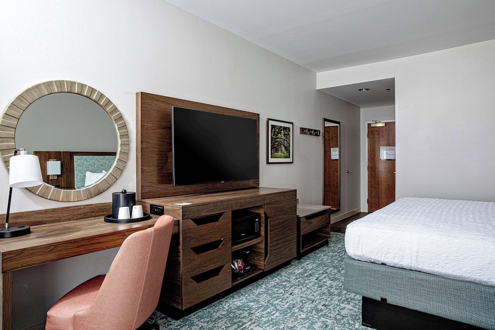 Hampton Inn & Suites Charleston West Ashley - photo 5