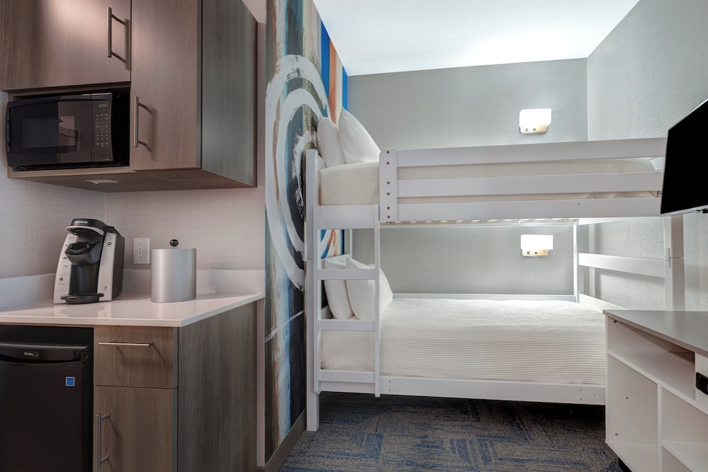 Holiday Inn Express & Suites Moab by IHG - photo 23