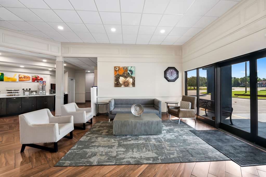 Quality Inn & Suites Fayetteville I 95 - photo 8