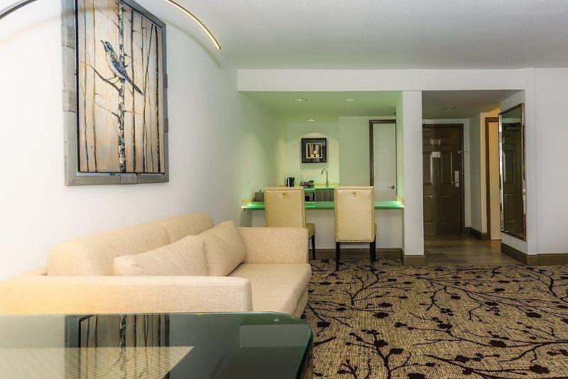 Regalia Hotel & Conference Center - photo 51