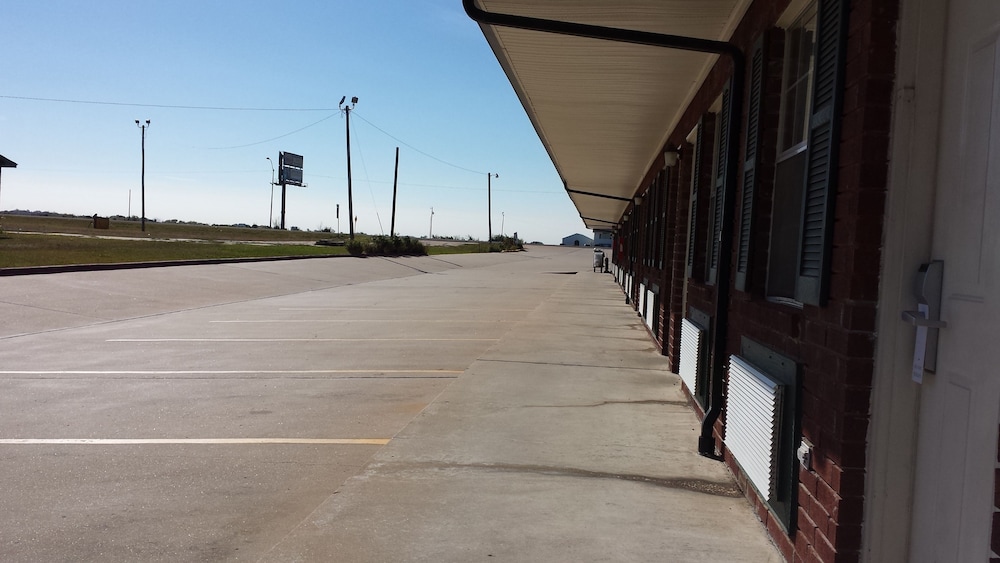 Green Country Inn - photo 29