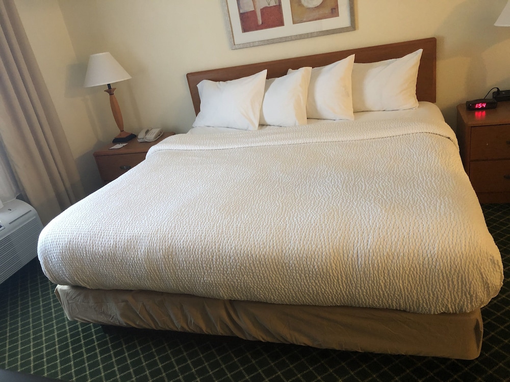 Baymont by Wyndham Coon Rapids - photo 11