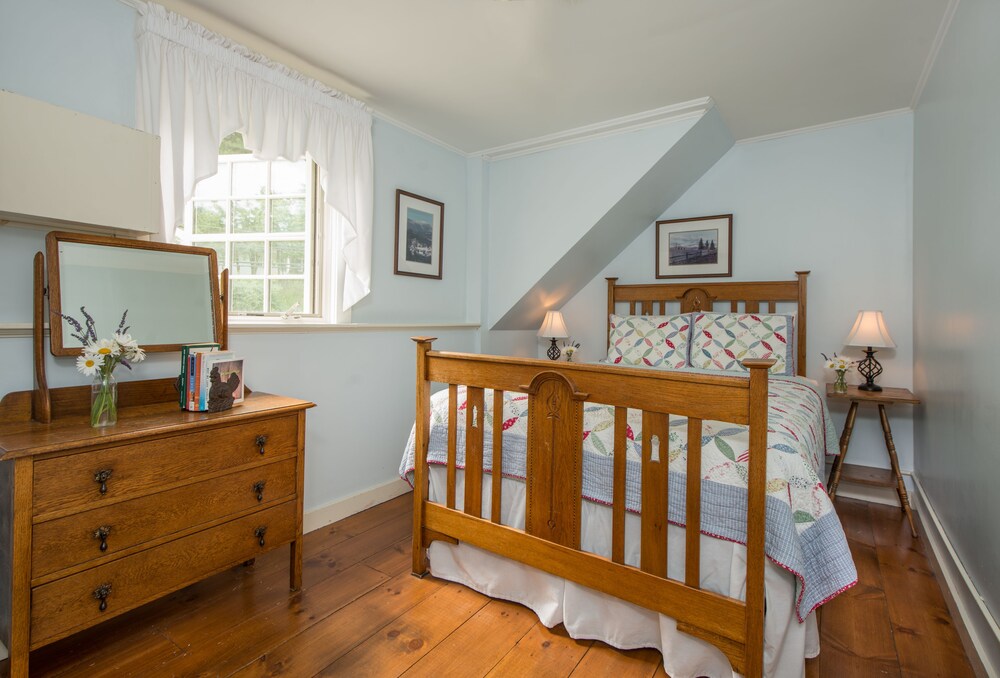 Brass Lantern Inn - photo 14