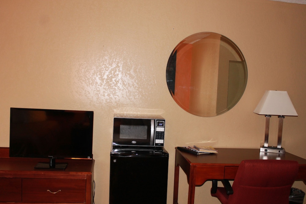 Fairview Inn & Suites - photo 5