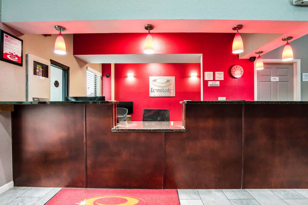 Econo Lodge Forrest City I 40 - photo 4