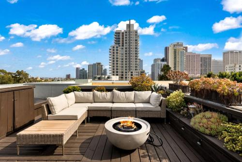 City Lights and Rooftop Nights by Rather Be Properties — 4-Star Luxury Hotel in San Diego, United States