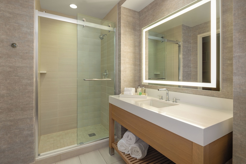 JB Duke Hotel - photo 28