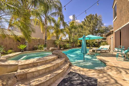Family Gem in Phoenix with Saltwater Pool and Theater — hotel in Queen Creek