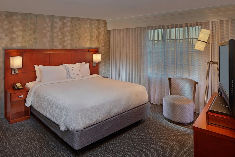 Courtyard By Marriott Stuart - photo 13