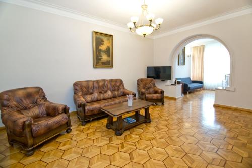 Seaside Luxury Apartment