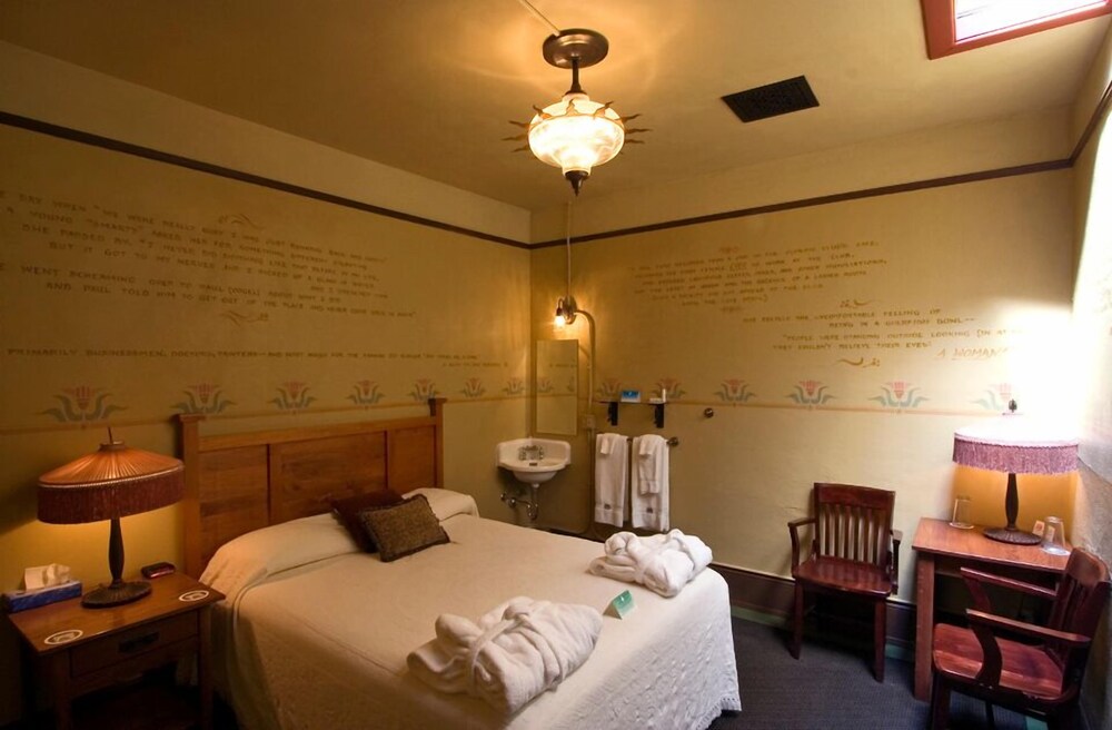 McMenamins Olympic Club - photo 7