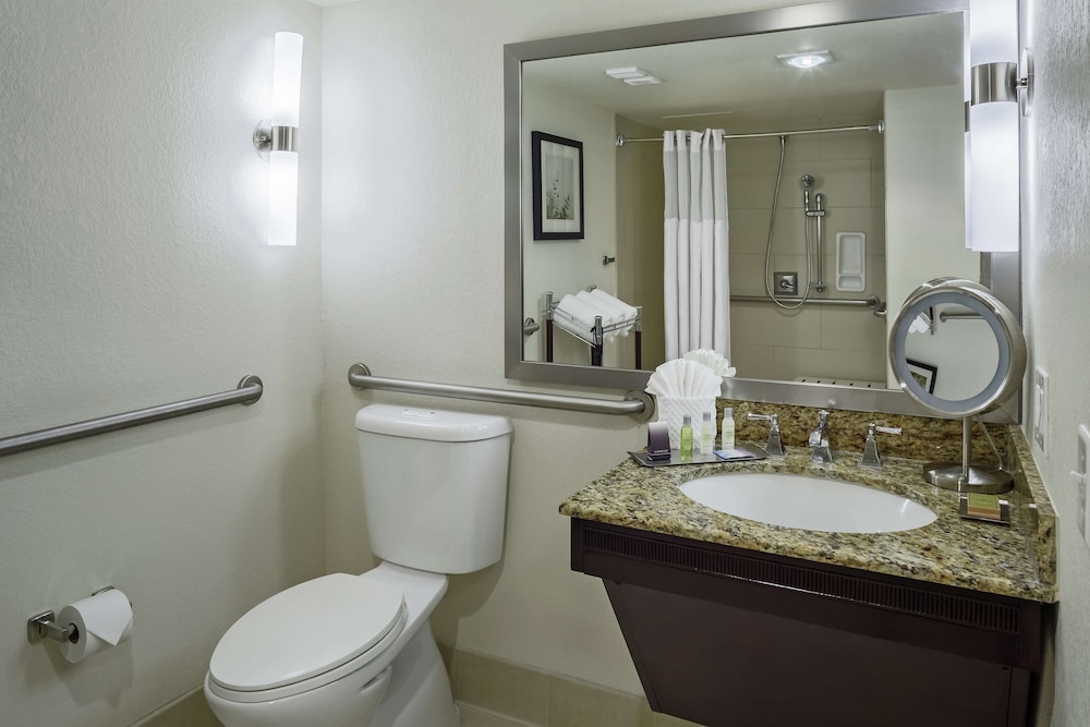 DoubleTree by Hilton San Antonio Downtown - photo 13