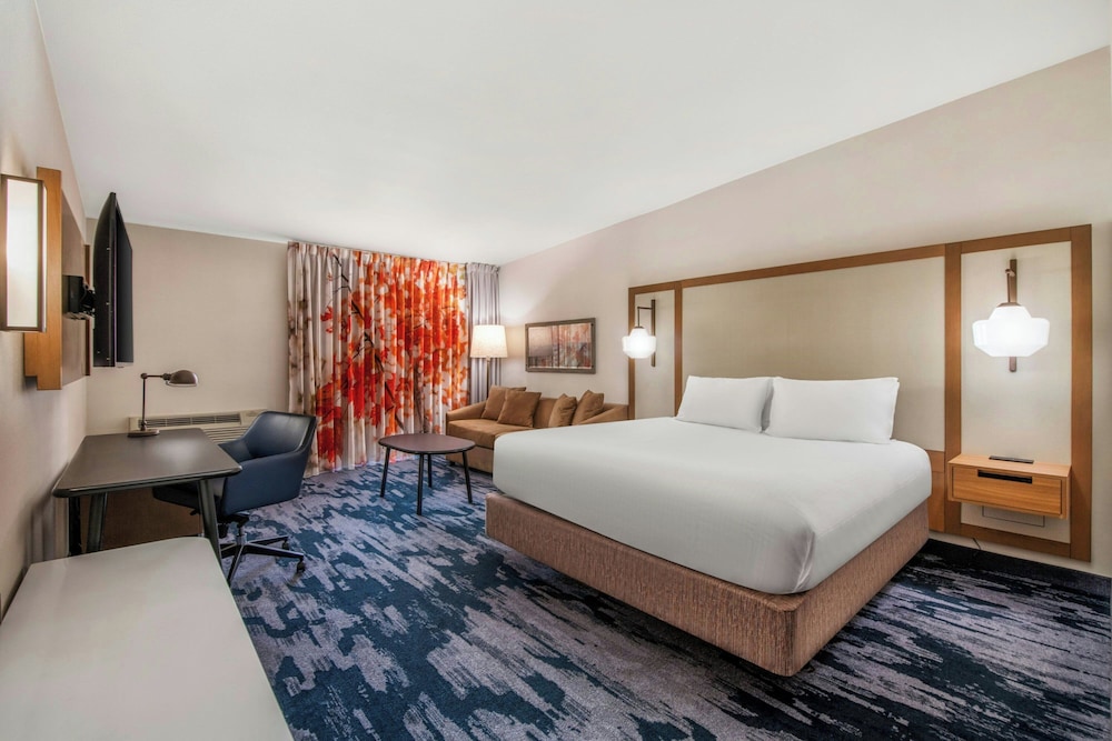 Fairfield Inn & Suites by Marriott San Jose Airport - photo 11