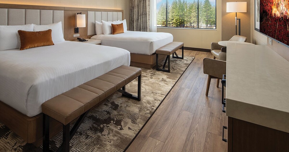 Golden Nugget Hotel & Casino Lake Tahoe - photo 12