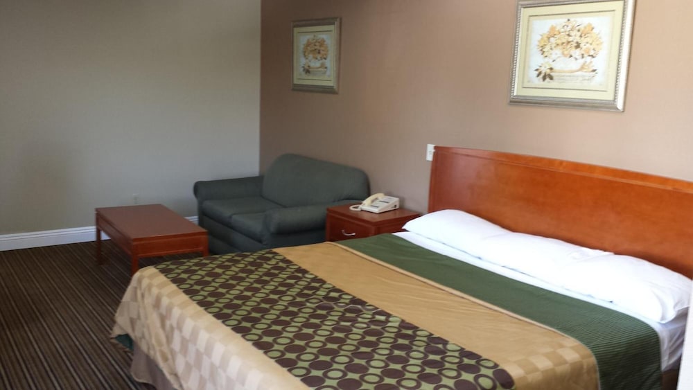 Regency Inn and Suites Moreno Valley - photo 16