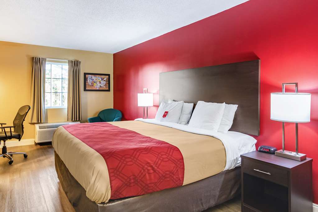 SureStay Hotel by Best Western Brunswick - photo 10