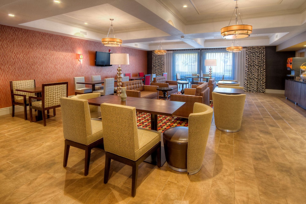 Hampton Inn Fremont - photo 34
