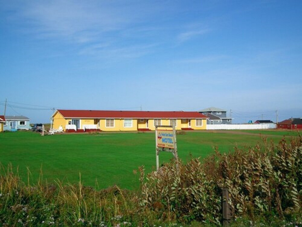 Points East Beach Motel — hotel in Souris