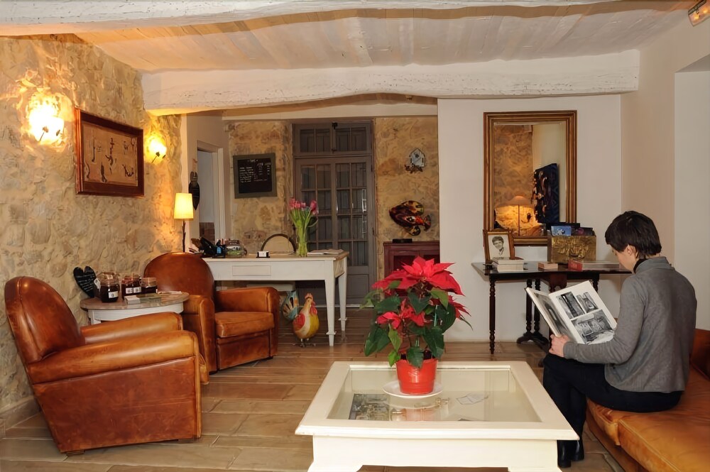 Hotel du Clos — Le Rouret — photo 3