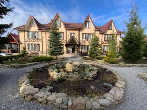 Туристичний комплекс ВОРОХТА 365 Turistichesky Kompleks Vorokhta 365 in Vorokhta, Ukraine