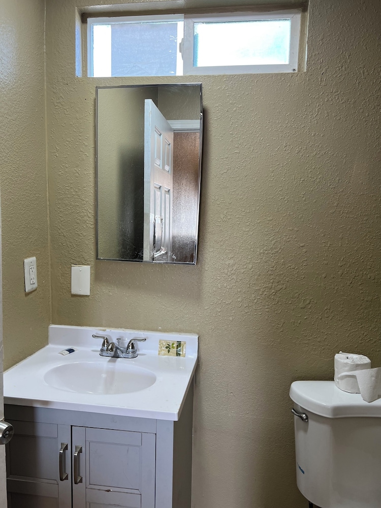 Sai Park Motel - photo 14