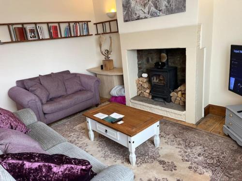 Steeple View A two bedroom 18th century cottage. — 4-Star Luxury Hotel in Leeds, United Kingdom