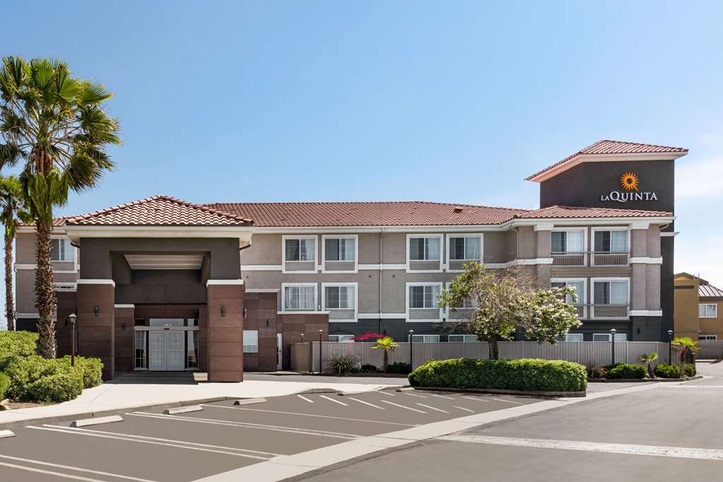 La Quinta Inn & Suites by Wyndham Hesperia Victorville - featured photo
