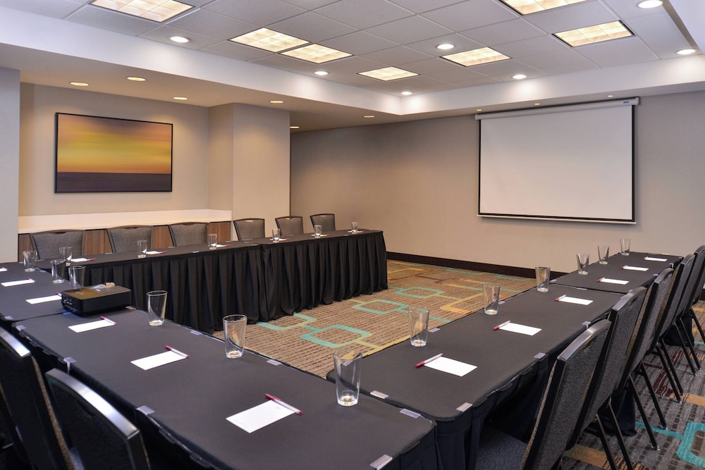 Residence Inn Cedar Rapids South - photo 34