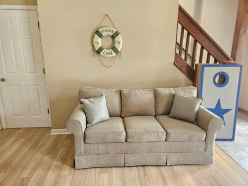 No Wake Zone in Unknown City, United States