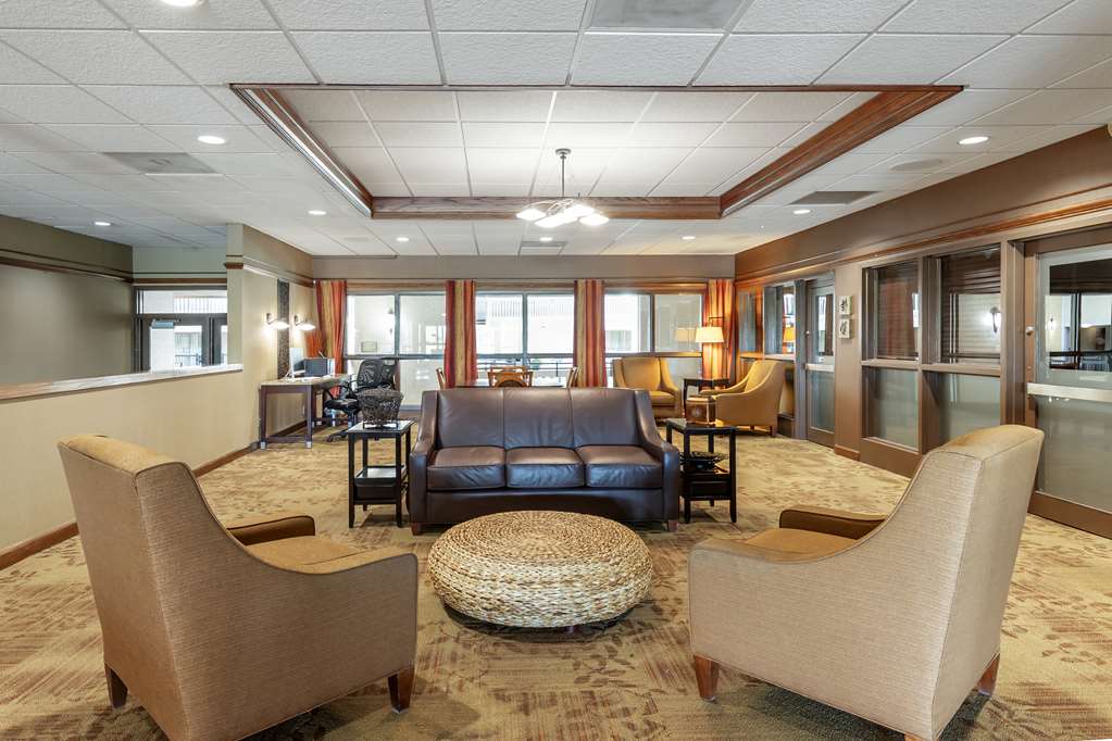 Best Western Plus Steeplegate Inn - photo 37