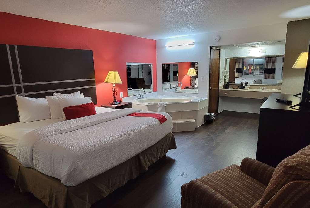 Ramada by Wyndham Mountain Home - photo 111