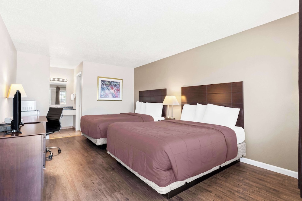 Rodeway Inn Hermiston Umatilla - photo 11