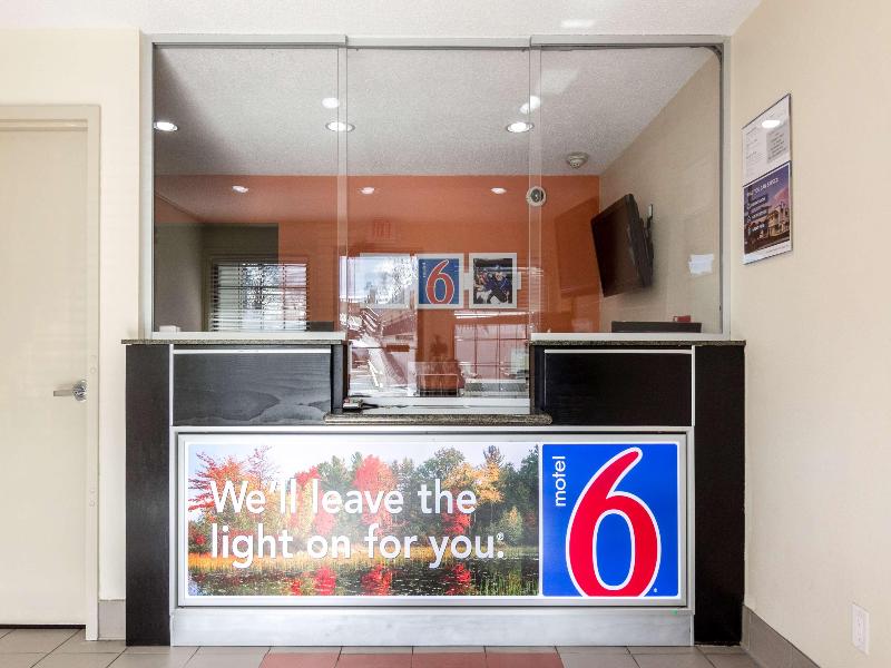 Motel 6 New Brunswick NJ - photo 34
