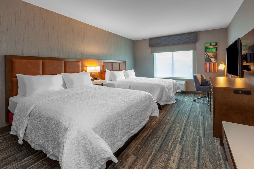 Hampton Inn & Suites Bloomfield Hills Detroit - photo 11