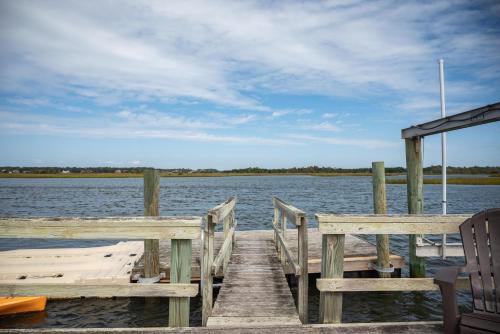 Sound Bite by Oak Island Accommodations - photo 11