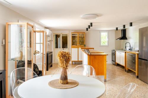 Maison Genoli 3 chambres et 3 salles de bain — 4-Star Luxury Hotel in Ceglie Messapica, Italy