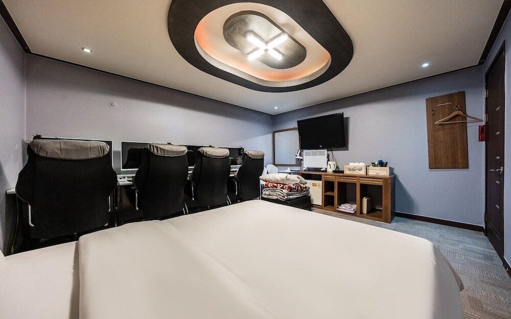 Incheon Black Hole - last minute hotel in Incheon