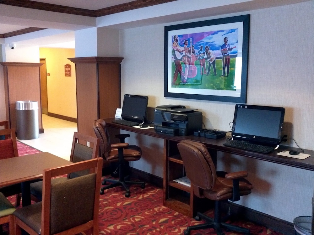 Holiday Inn Express & Suites Greenville by IHG - photo 26