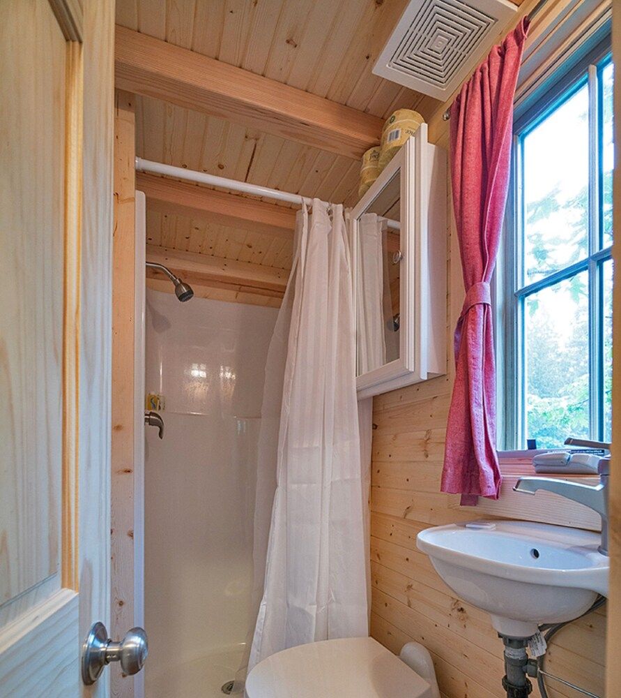 Mt. Hood Village RV Resort - photo 18