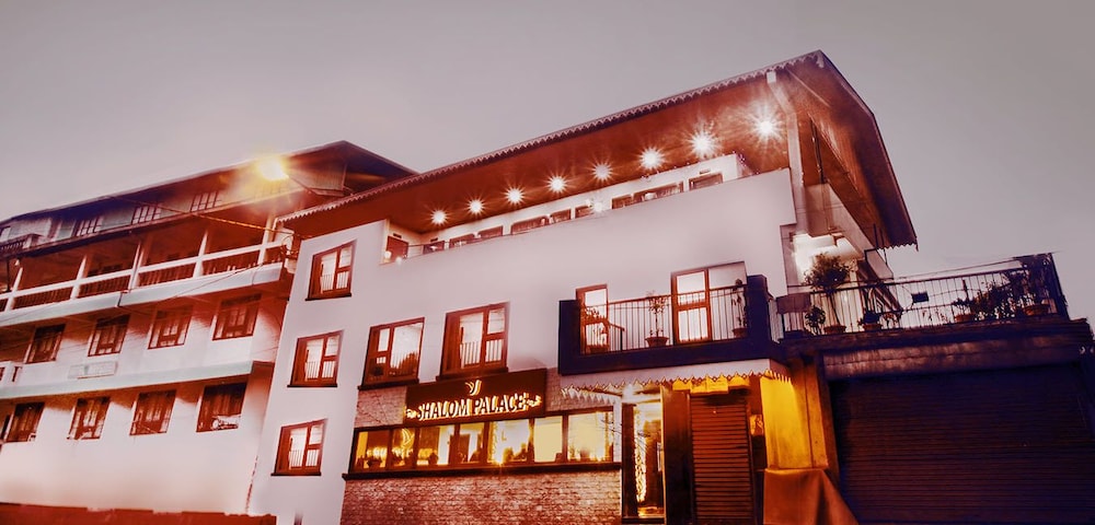 Hotel Shalom Palace Darjeeling in Darjiling, India