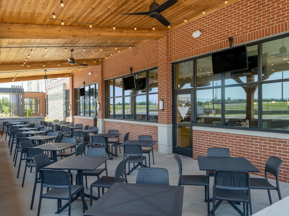 Hilton Garden Inn Jeffersonville Louisville North - photo 42