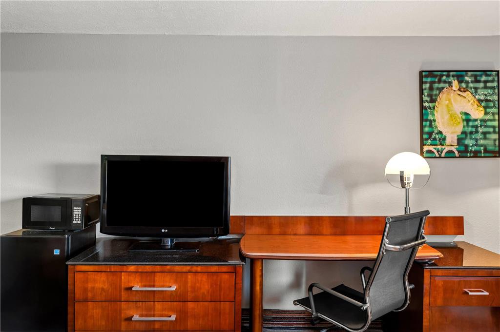 Travelodge by Wyndham Bloomington - photo 14