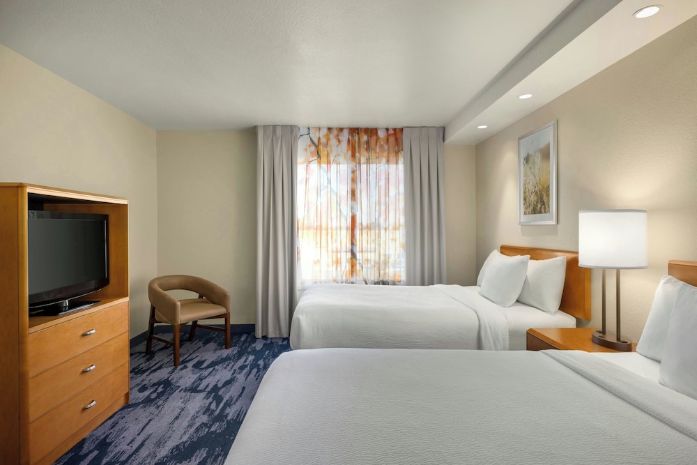 Fairfield Inn & Suites by Marriott Springdale - photo 14