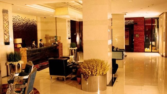 Longyun Hotel — hotel in Hegang