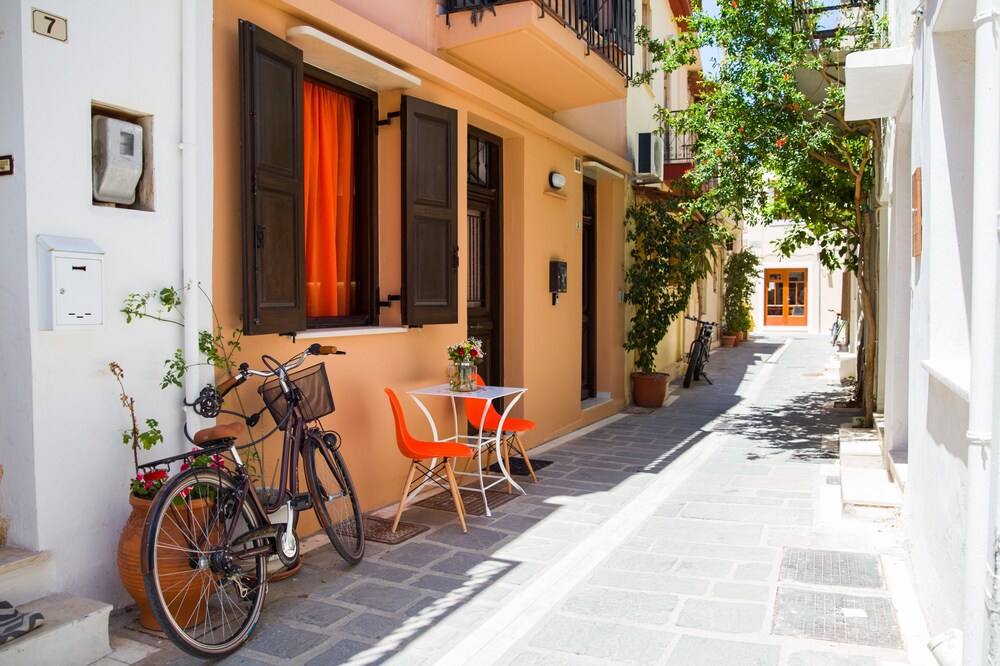 AC Homes Christos — 4-Star Luxury Hotel in Rethymno, Greece