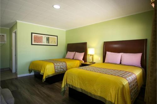 Western Inn - photo 9