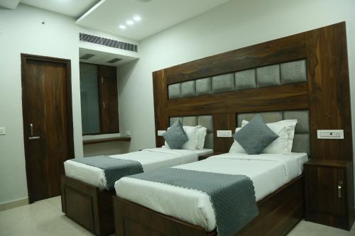 Hotel JD Regency Opposite Phase 8 Industrial Area Mohali Chandigarh