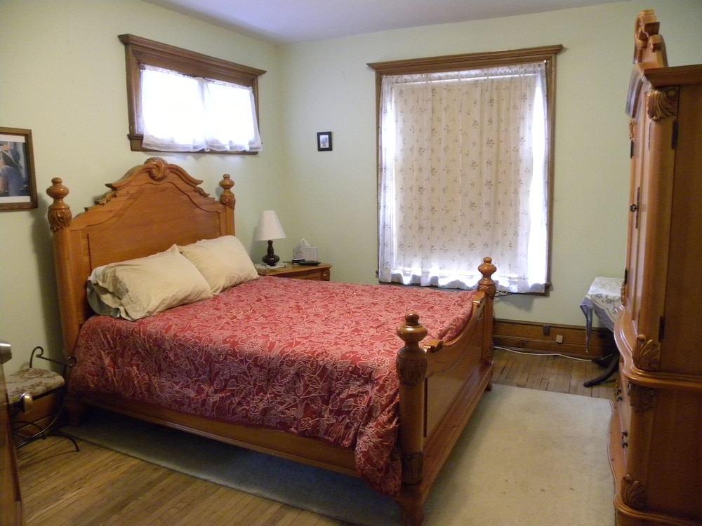 Victorian Charm Inn - photo 8