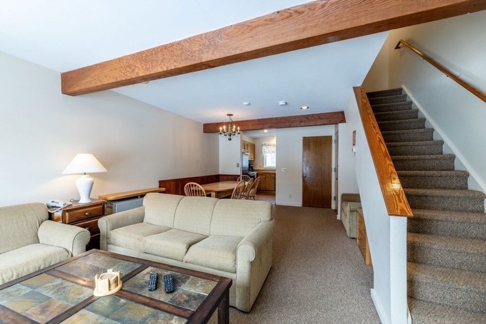 4br Private Townhouse At Smugglers' Notch Resort 4 Bedroom Condo - photo 17